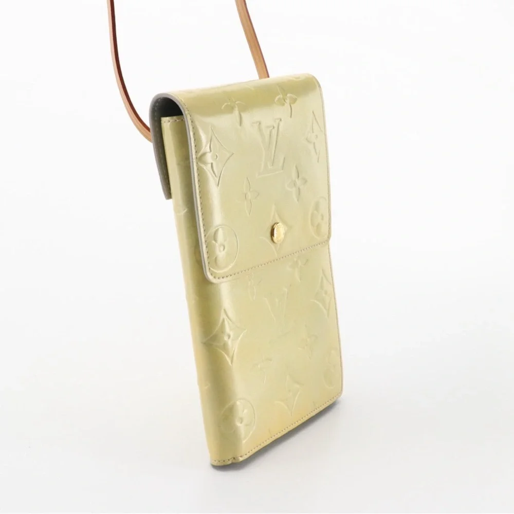 Louis Vuitton Walker Crossbody Wallet in Monogram Vernis Leather
